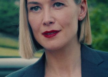 Rosamund Pike in  “I Care a Lot” a new Release on Netflix
